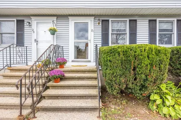 21 Twin Brooks Circle #U21, Haverhill, MA 01835