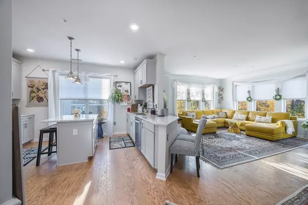 4 Francis Dr #207, Andover, MA 01810