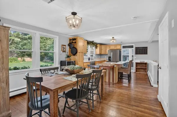 11 Haverhill Rd, Topsfield, MA 01983