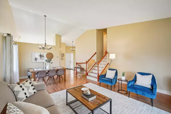 6524 Founders Pkwy, Brooklyn Park, MN 55445