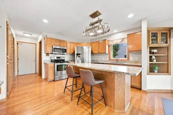 18824 Excalibur TRL, Farmington, MN 55024
