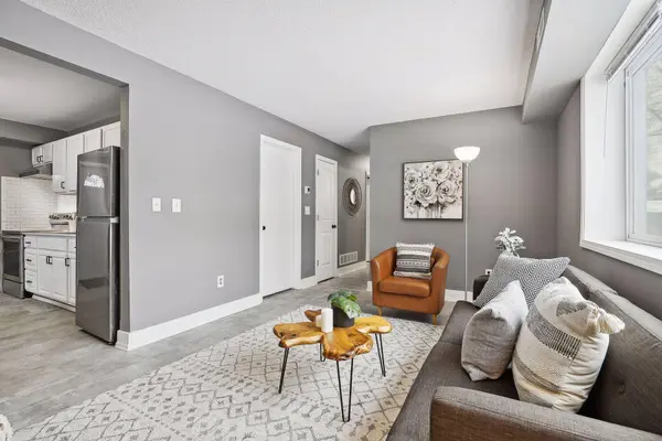 439 Arlington AVE E, Saint Paul, MN 55130