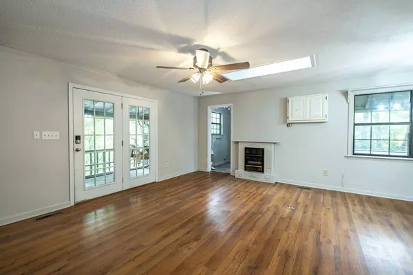 196 Briarwood Drive, Murphy, NC 28906