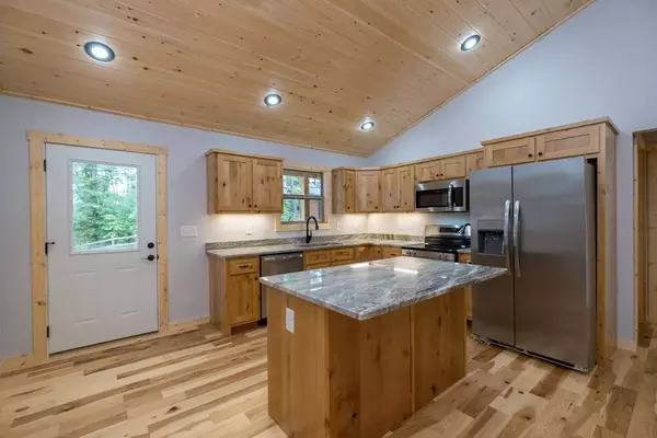 42 Oak Branch Drive, Murphy, NC 28906