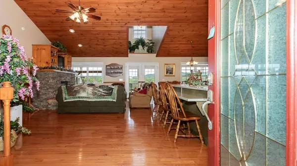 372 Hillside Drive, Warne, NC 28909