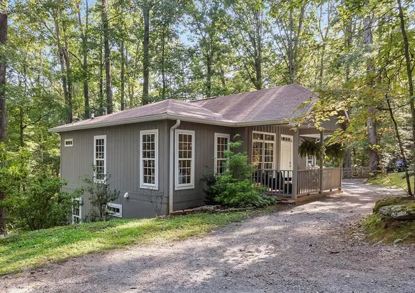 571 Shady Grove Lane, Hayesville, NC 28904