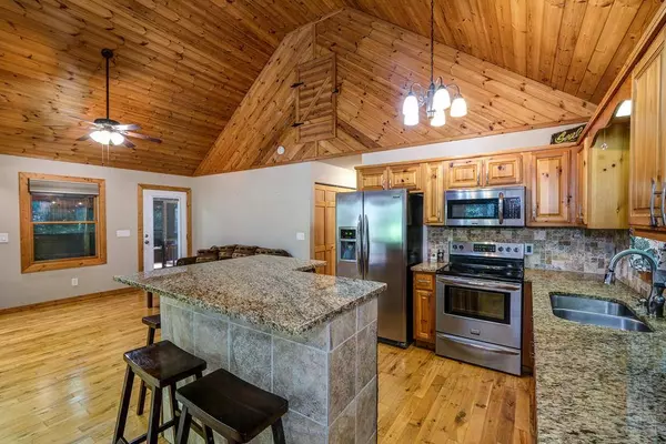 240 Devore Rd., Murphy, NC 28906