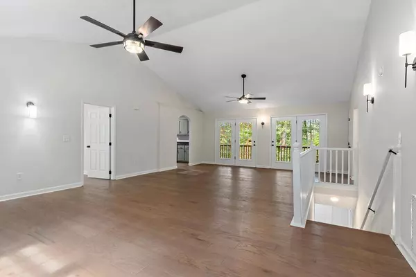 722 Greasy Creek Rd., Brasstown, NC 28902