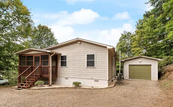 329 Hy-Cobb Drive, Murphy, NC 28906