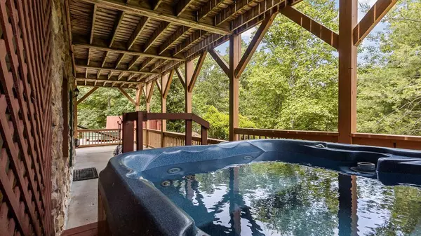 9 Bird's View Lane, Murphy, NC 28906