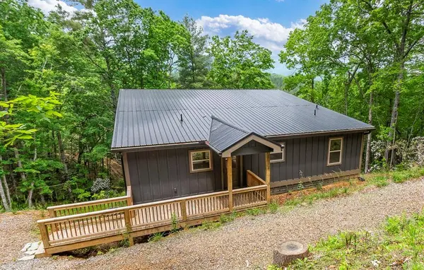 324 Golden Eagle Drive, Murphy, NC 28906
