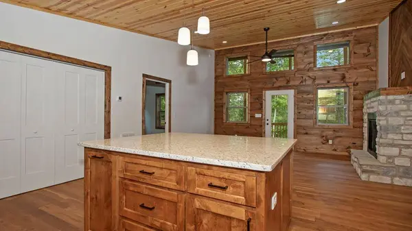 324 Golden Eagle Drive, Murphy, NC 28906