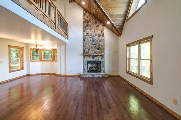 215 Brasstown Heights Lane, Brasstown, NC 28902