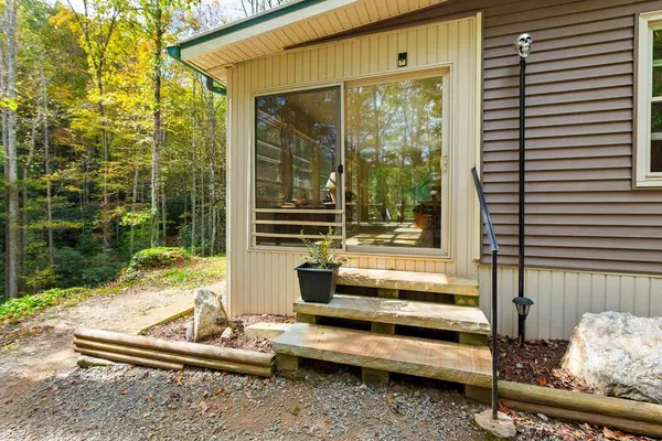 376 Alf Branch Dr., Marble, NC 28905