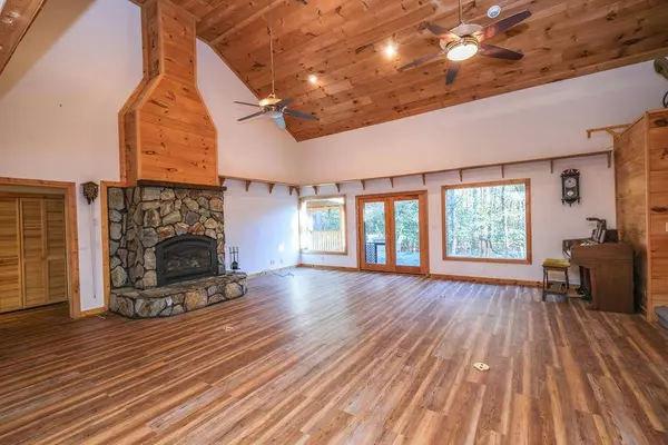 78 Goldfinch Lane, Murphy, NC 28906