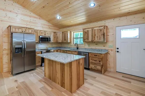 22 Oak Top Drive, Murphy, NC 28906