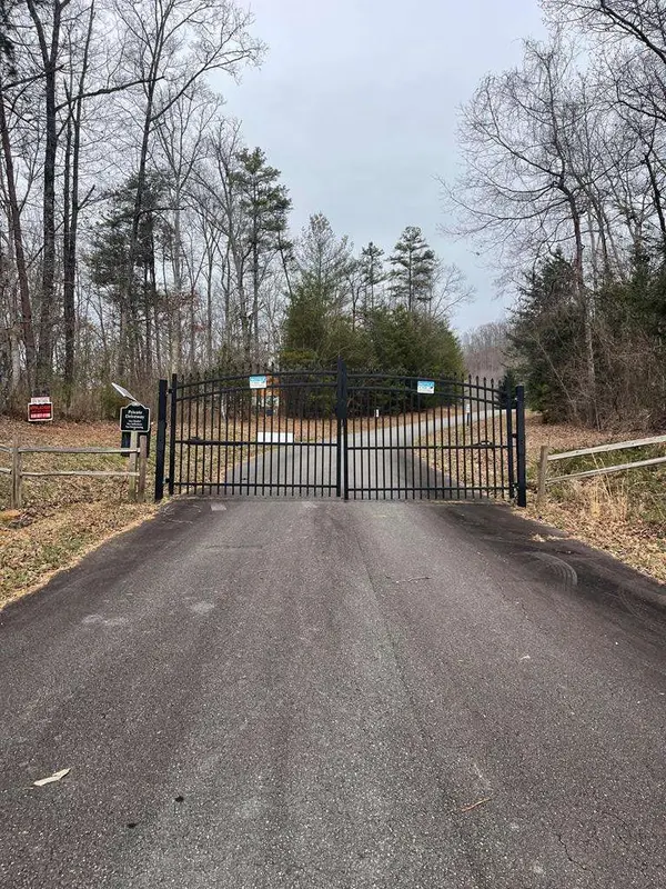 000 Chimney Top Trail, Murphy, NC 28906