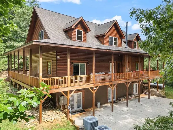 530 Hanging Dog Rd, Murphy, NC 28906