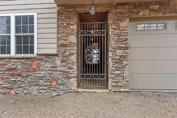 1530 Mason Way, Brasstown, NC 28902