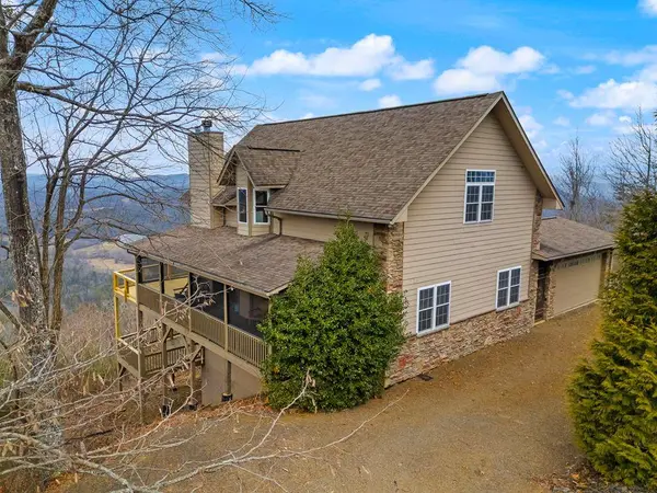 1530 Mason Way, Brasstown, NC 28902