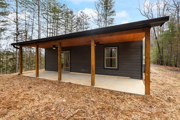 111 Glennwood Estates Drive, Murphy, NC 28906