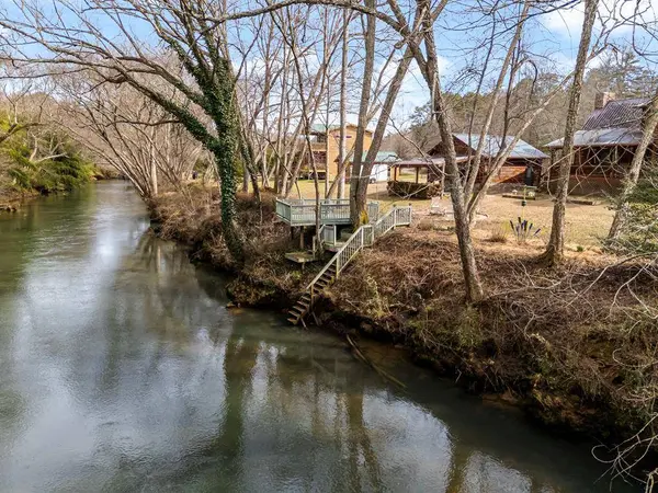 64 Canoe Bend, Murphy, NC 28906