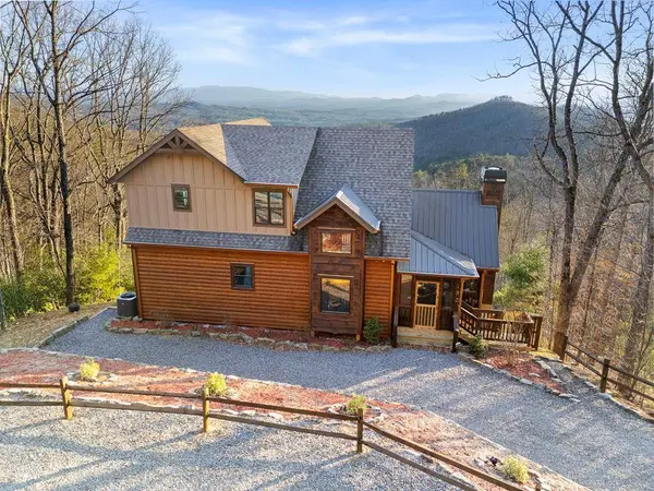 150 Lazy Country Cove, Murphy, NC 28906