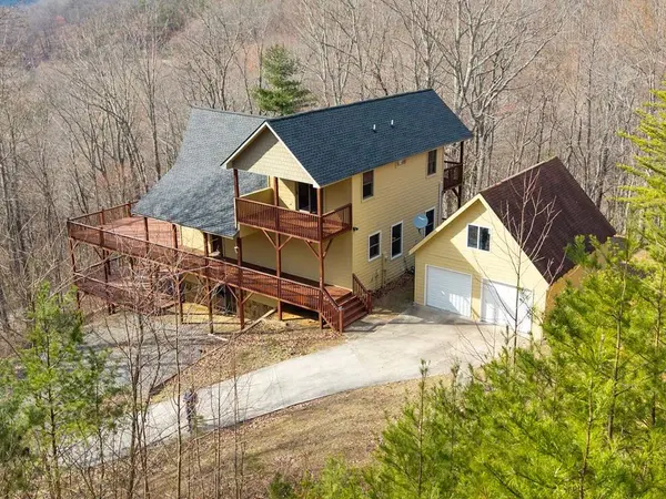 235 Oak Ridge Estates, Murphy, NC 28906