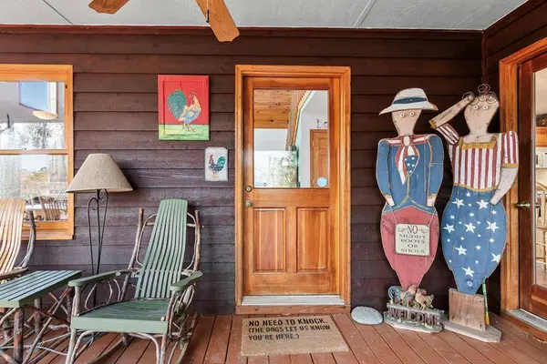 71 Notquyta Rd., Murphy, NC 28906