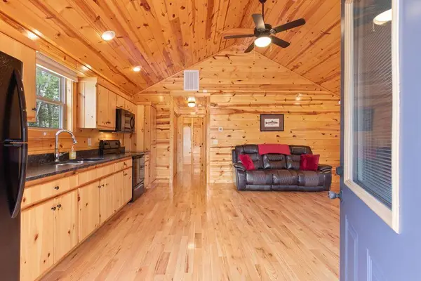 52 Traveler's Trail, Murphy, NC 28906