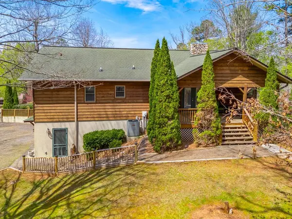 349 Deer Pasture Lane, Murphy, NC 28906