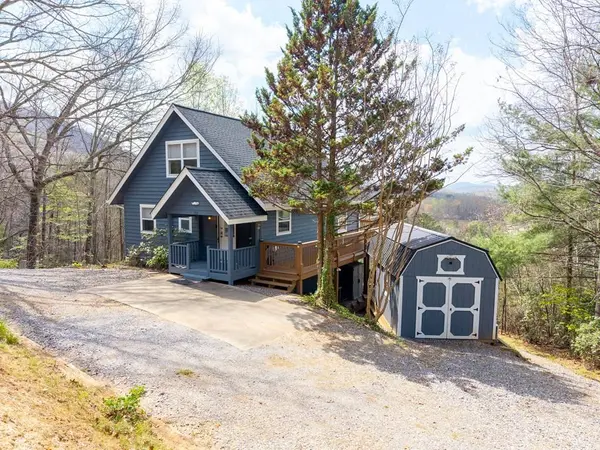 312 Penland Indian Trail, Hayesville, NC 28904