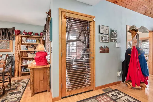 40 Crab Apple Ln., Murphy, NC 28906