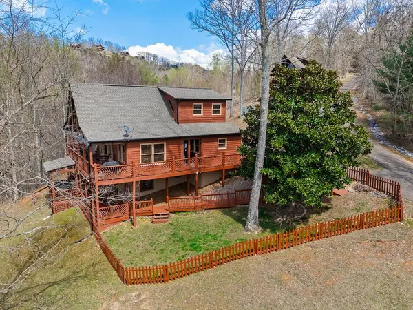 40 Crab Apple Ln., Murphy, NC 28906