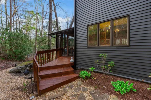 899 Lonesome Pine Rd., Murphy, NC 28906