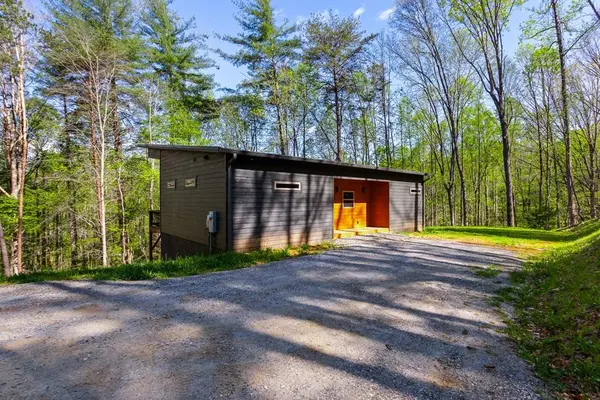 73 Oak Branch Drive, Murphy, NC 28906