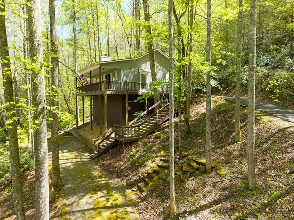 377 Ed Graves Rd, Murphy, NC 28906