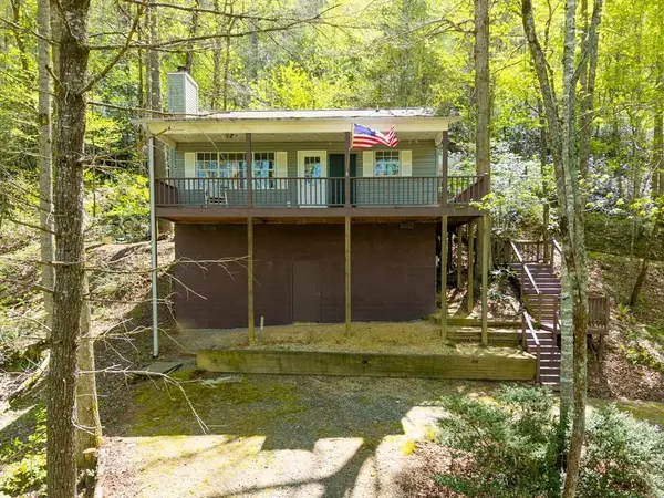 377 Ed Graves Rd, Murphy, NC 28906