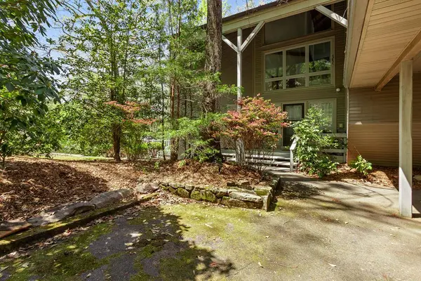 1240 Village Road, Murphy, NC 28906