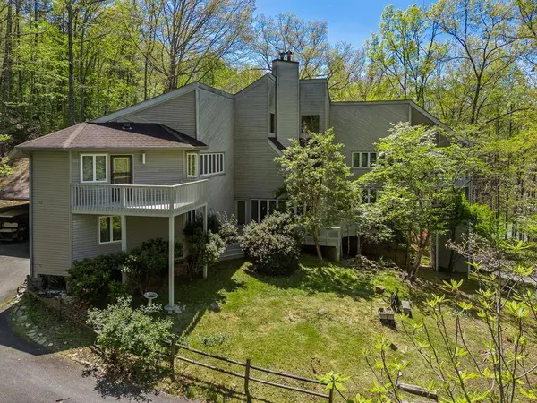 1240 Village Road, Murphy, NC 28906