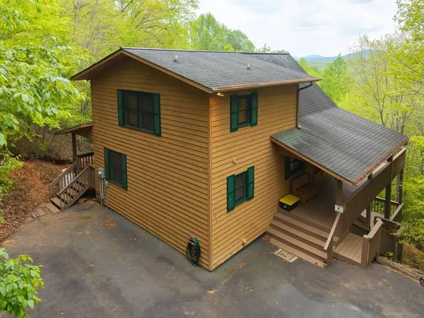 176 New Castle Rd, Murphy, NC 28906