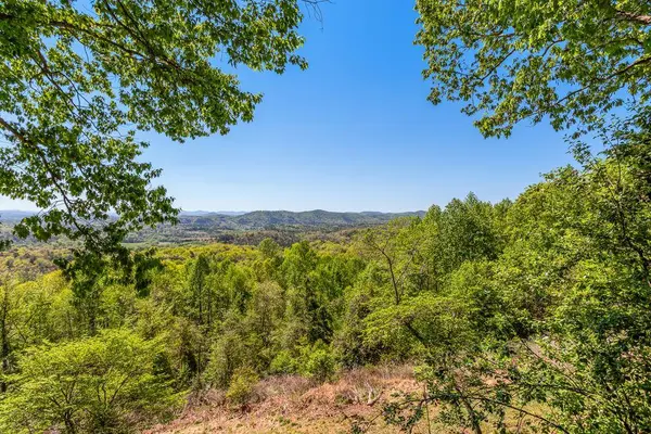 563 Mountain Top Drive, Murphy, NC 28906