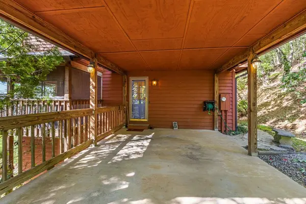 563 Mountain Top Drive, Murphy, NC 28906