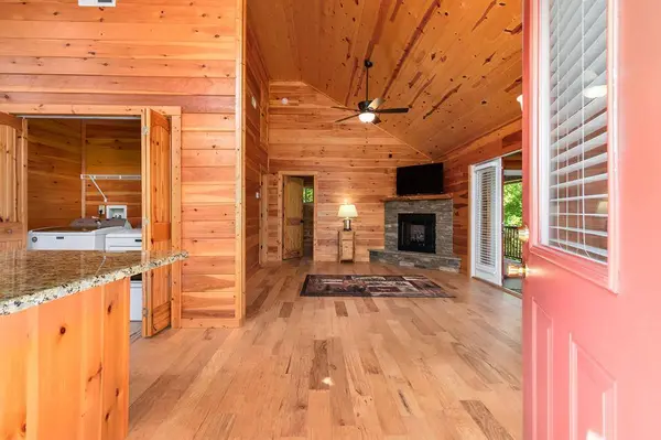 284 Deerfield Drive, Murphy, NC 28906