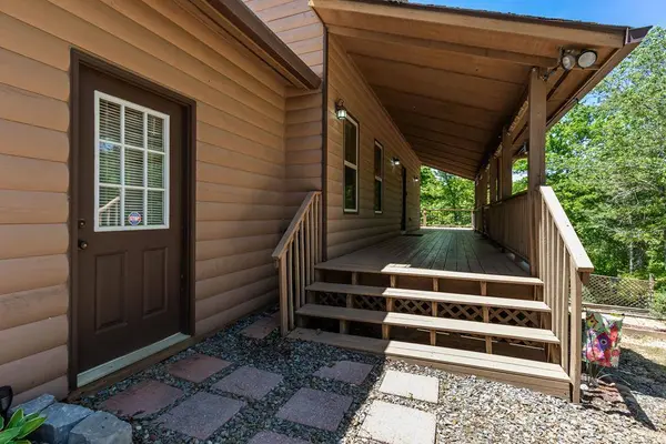 50 Laurel Oak Lane, Murphy, NC 28906