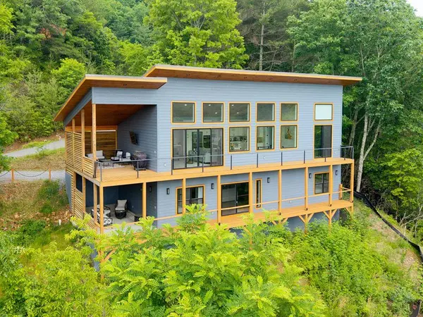 372 Heritage Trail, Murphy, NC 28906