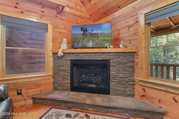 171 Laurel Oak LN, Murphy, NC 28906