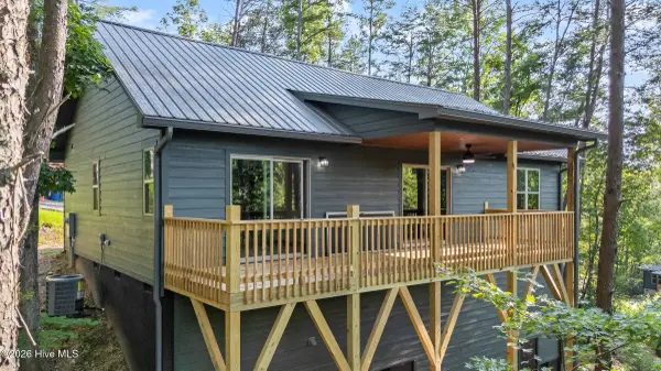 56 Oak Knob DR, Murphy, NC 28906