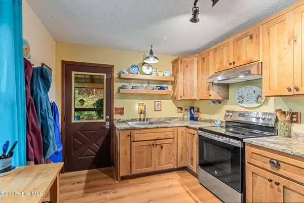 317 W Hills DR, Murphy, NC 28906