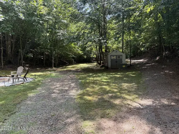 302 Dollie Sneed LN, Murphy, NC 28906